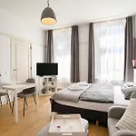 Stylish Coastal Apartment