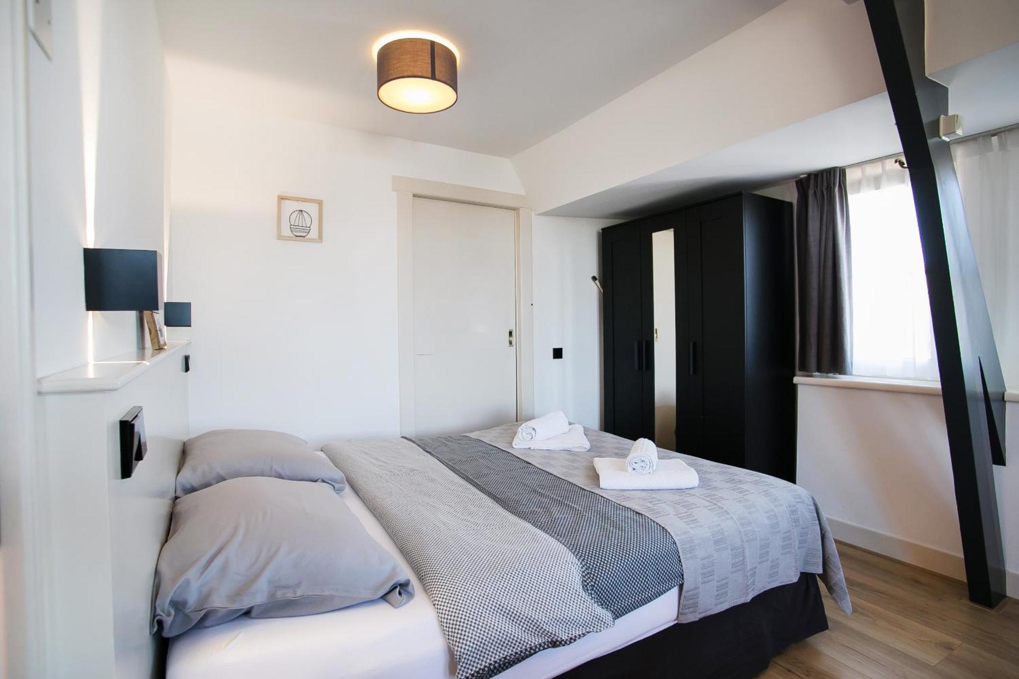 Stylish Coastal Apartment The Hague