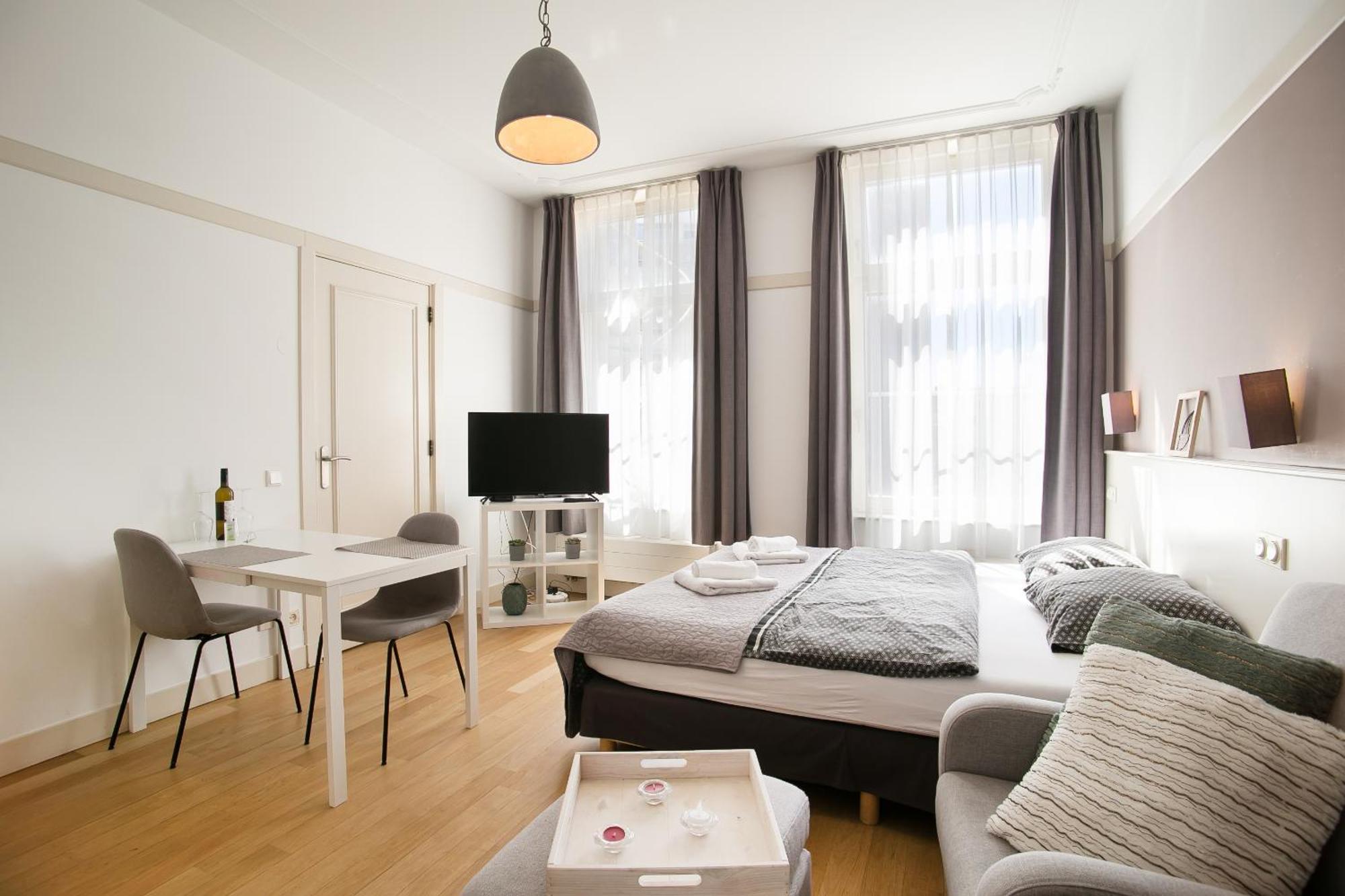 Stylish Coastal Apartment The Hague